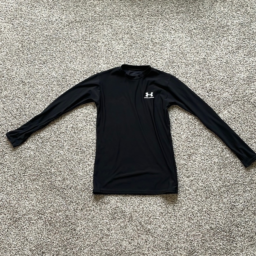 Under Armour youth large long sleeves athletic shirt